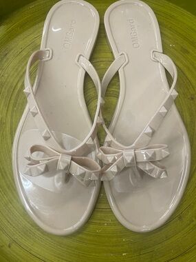 Women’s Cream Bow Jelly Flip Flops
